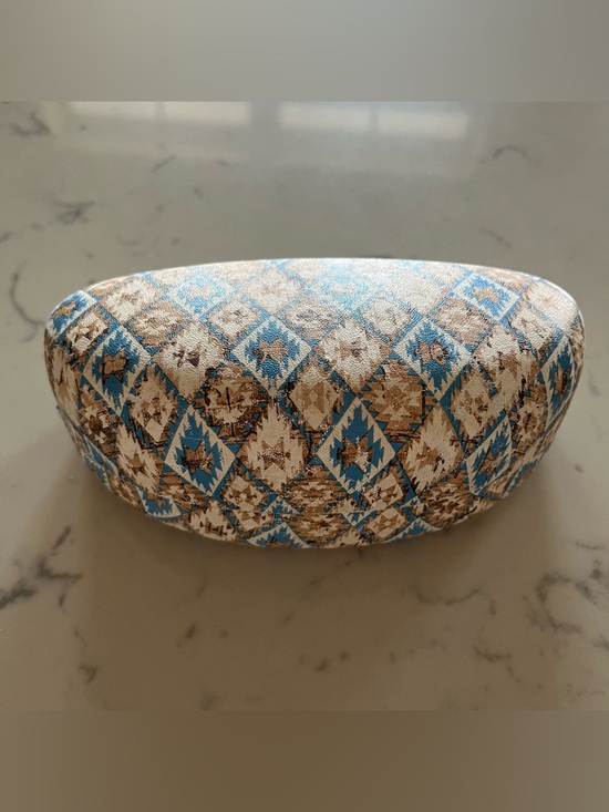 Accessories - Hard Clamshell Blue and Tan Geometric Accent Sunglasses Case